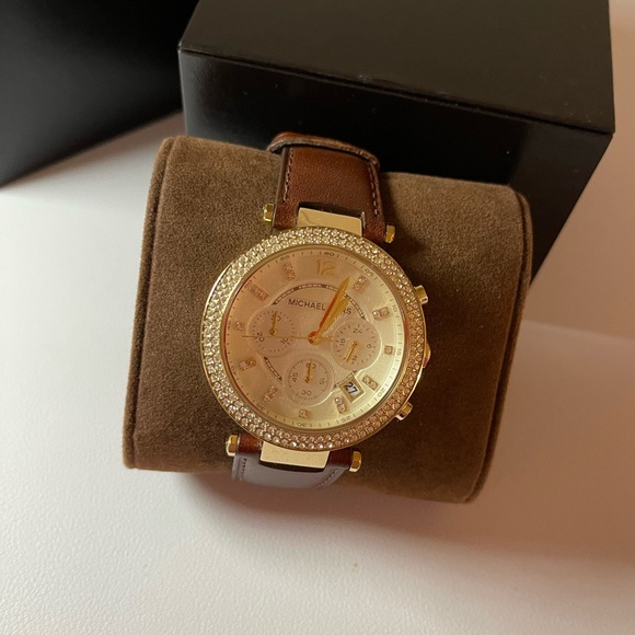 Michael Kors Watch - Picture 2 of 4
